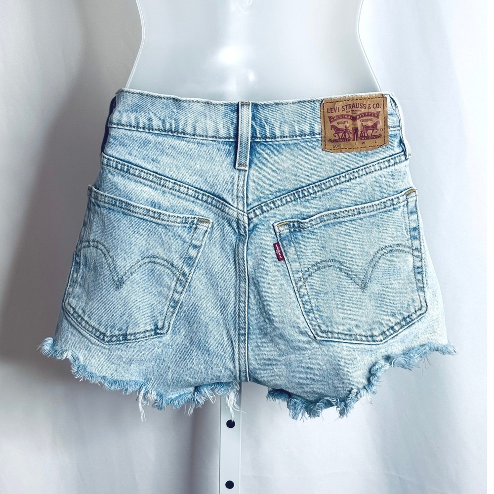 Levis 501 Original Light Wash High-Rise Distressed CutOff Shorts Button Fly | 25 - Picture 3 of 10